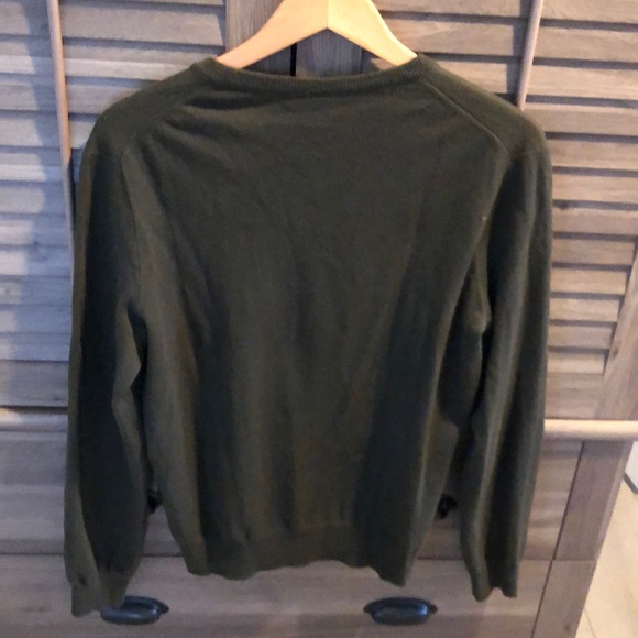 Nwot polo cardigan. . V neck Green olive colour - Picture 4 of 4